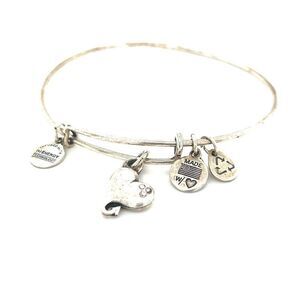 Alex and Ani Heart Bracelet‎